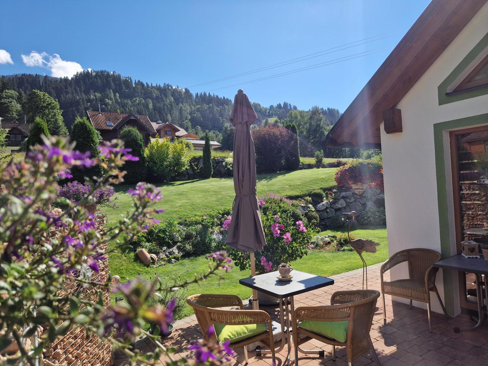 Gästezimmer BERGTRÄUME Haus im Ennstal Exteriör bild